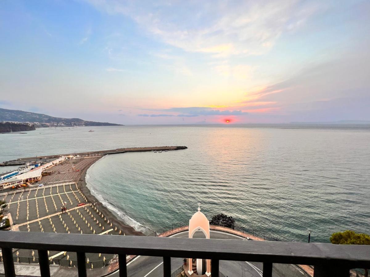 Sorrento Sunset Home Meta Luaran gambar