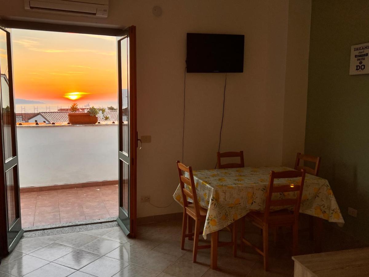 Sorrento Sunset Home Meta Luaran gambar